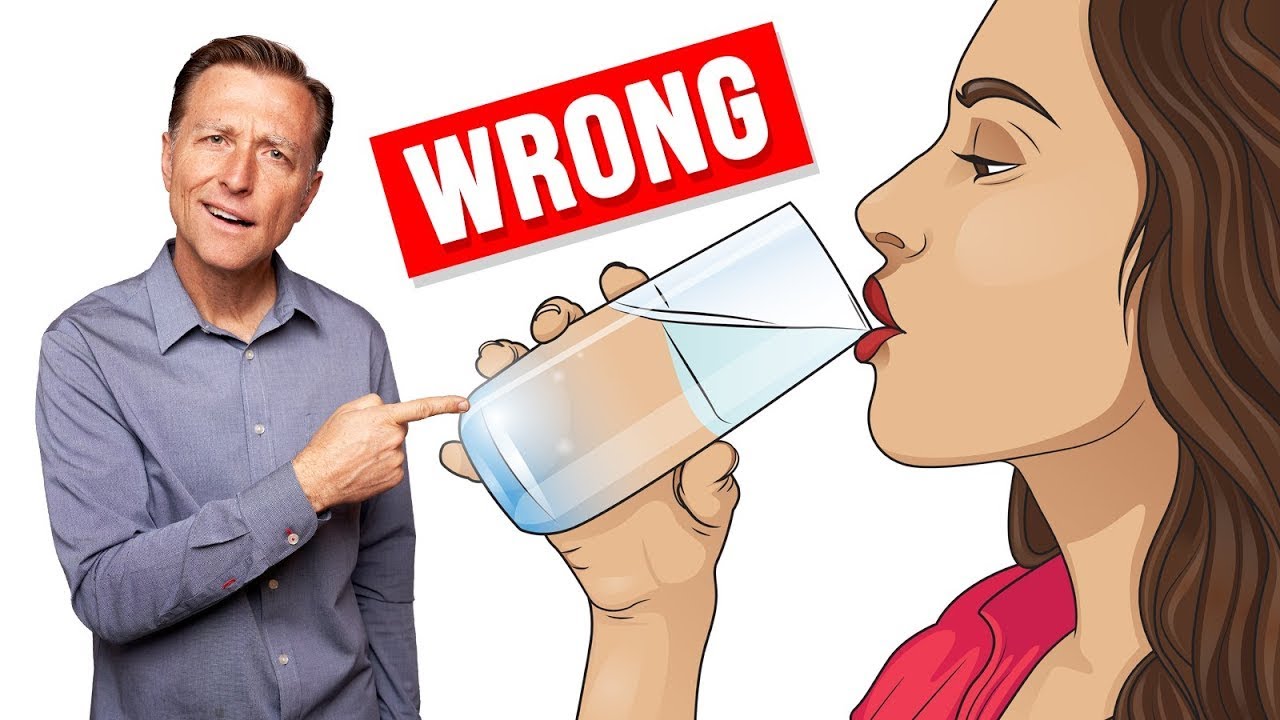 6 Common Mistakes We Make While Drinking Water